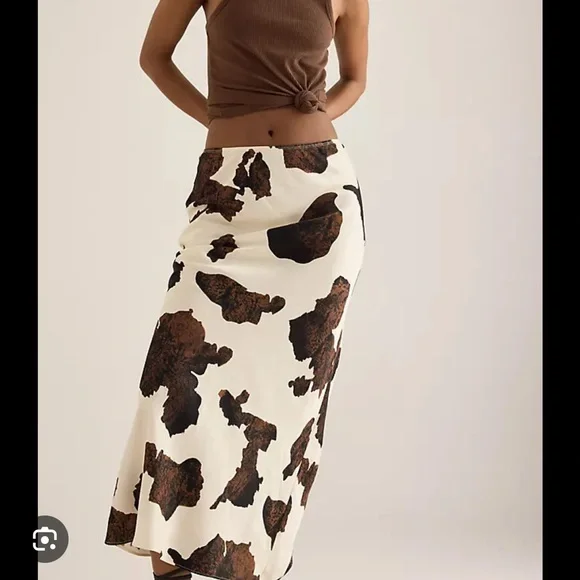 NWOT By Anthropologie The Tilda Cow Print Slip MIDI Skirt - Picture 2 of 8